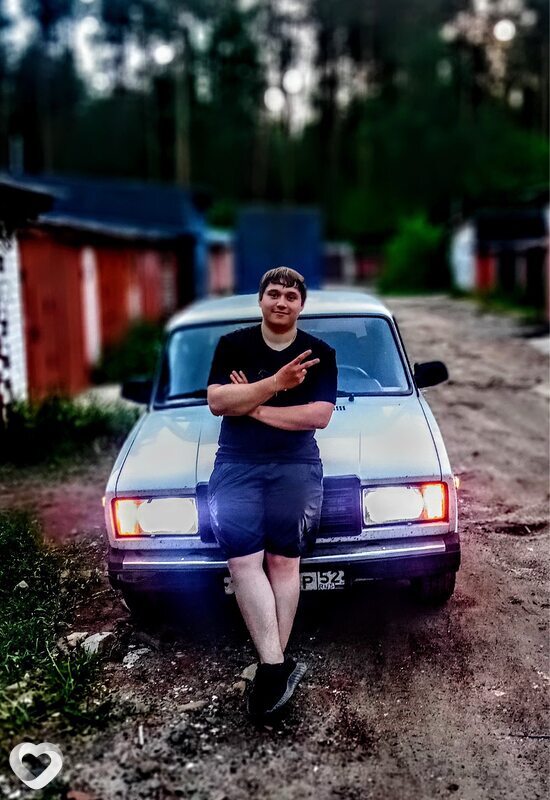 Максим, 22, Сарове — анкета №2904687