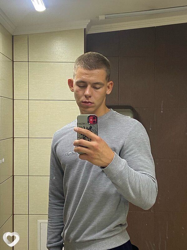 Дима, 25, Луганске — анкета №2905966