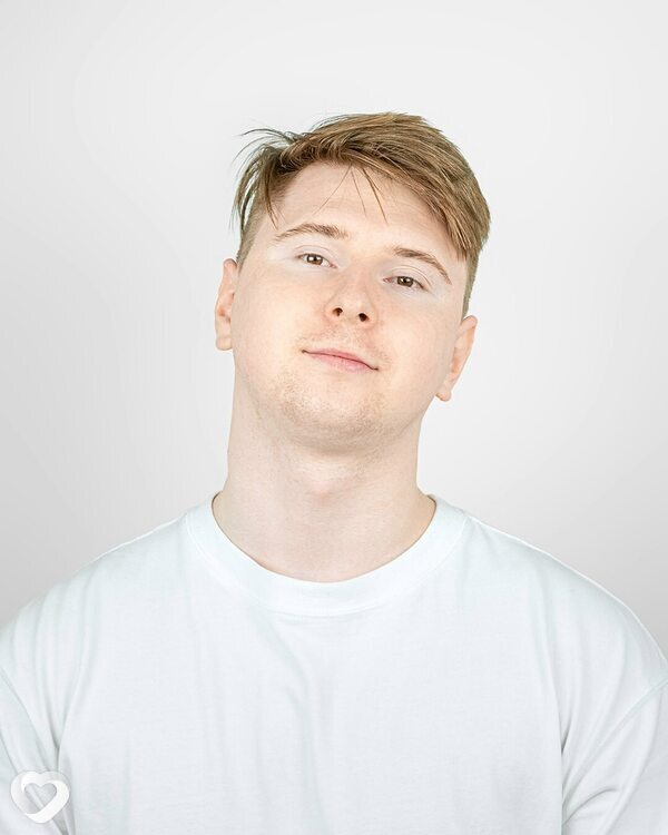 Илья, 24, Москве — анкета №2905416