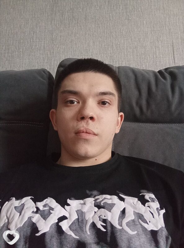 Виктор, 23, Новосибирске — анкета №2905691