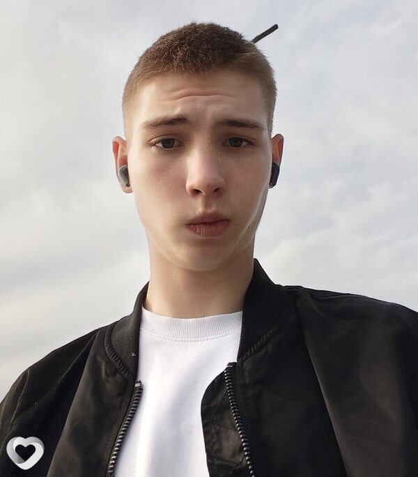 Никита, 18, Иркутске — анкета №2907040