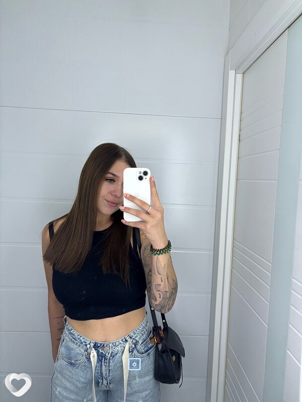 Алина, 25, Азове — анкета №2907373