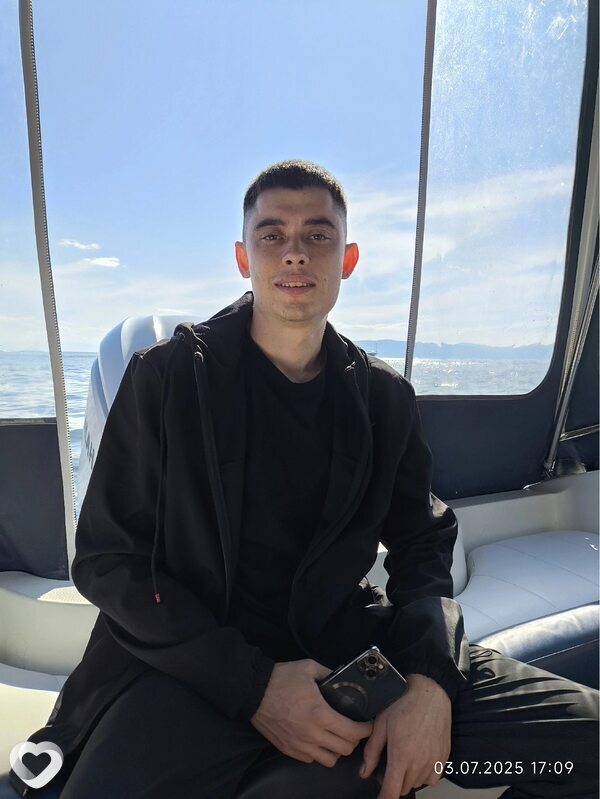 Денис, 27, Москве — анкета №2907722