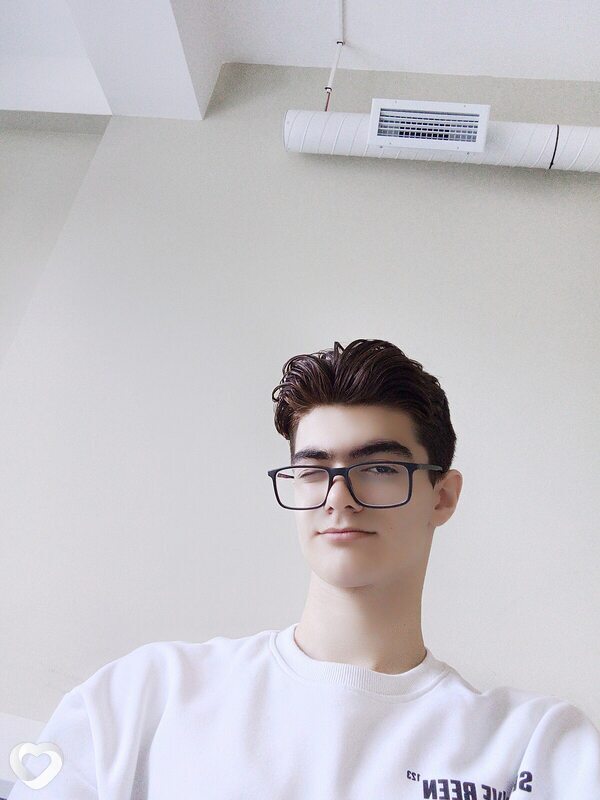 Denis, 19, Баку — анкета №2907998