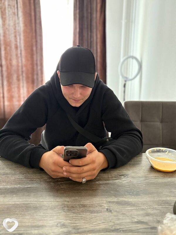Михаил, 25, Екатеринбурге — анкета №2908547
