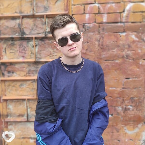 Иван, 23, Донецке — анкета №2909131