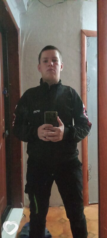 Сергей, 21, Благовещенске — анкета №2908848