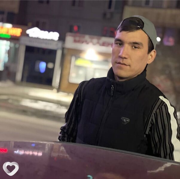 Нурик, 28, Санкт-Петербурге — анкета №2909158