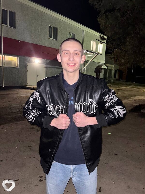 Иван, 19, Калуге — анкета №2909159