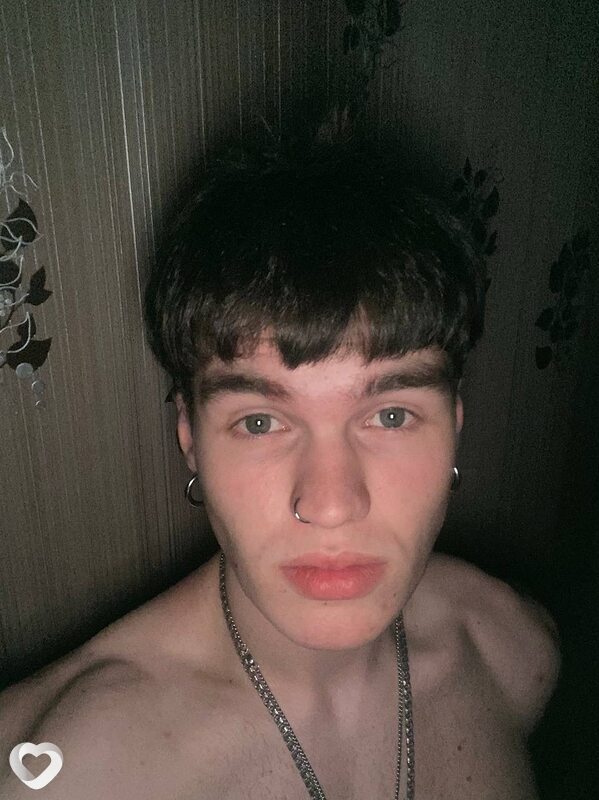 Oleg, 19, Минске — анкета №2910590