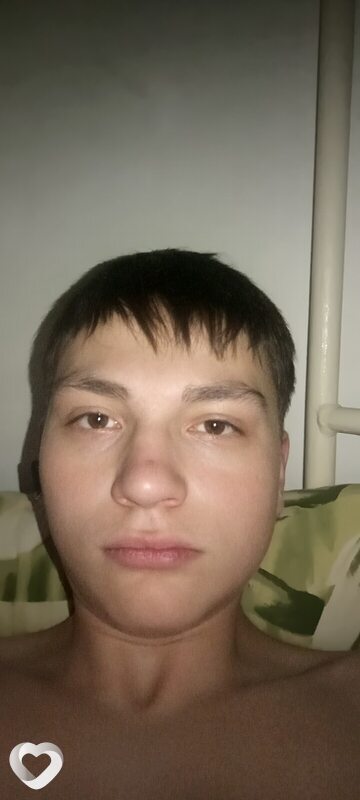 Булат, 19, Уфе — анкета №2910477