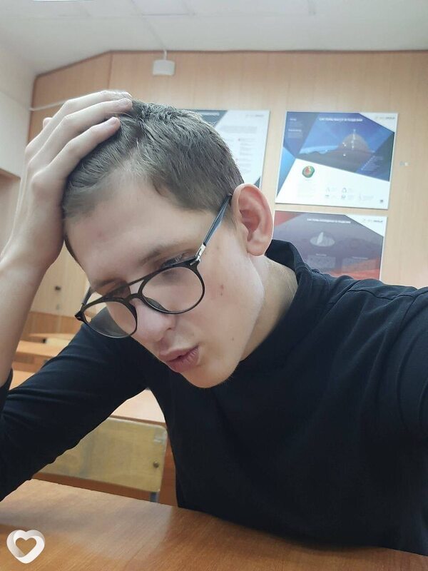 Артем, 21, Екатеринбурге — анкета №2910891