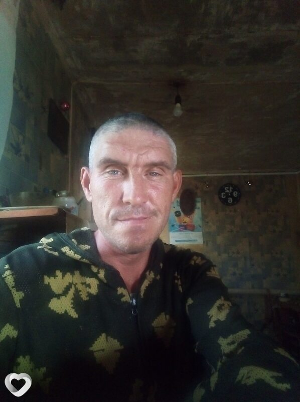 Максим, 44, Волжском — анкета №2911539