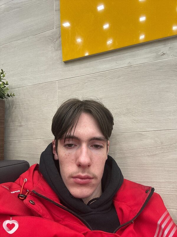 Никита, 20, Москве — анкета №2911452