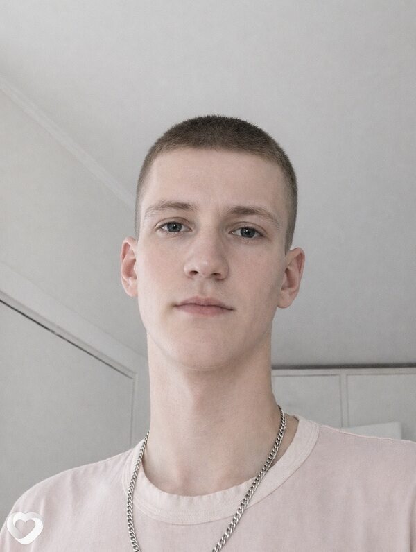 Денис, 24, Череповце — анкета №2911999