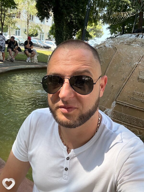 Александр, 37, Ростове-на-Дону — анкета №2912310