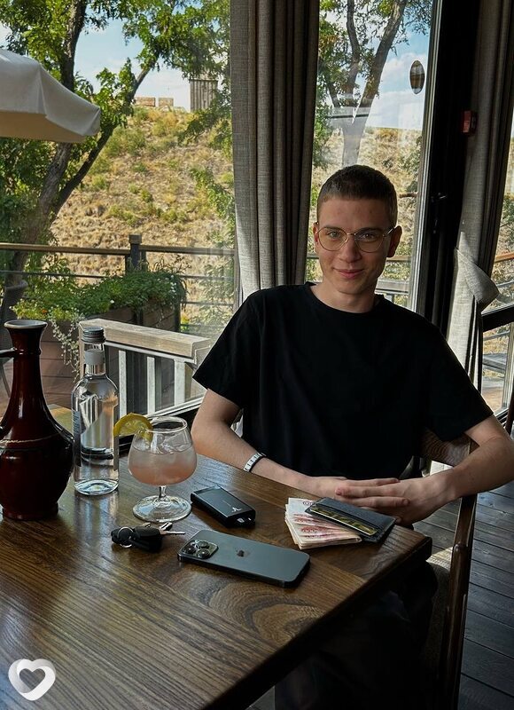 Роман, 20, Ростове-на-Дону — анкета №2912452
