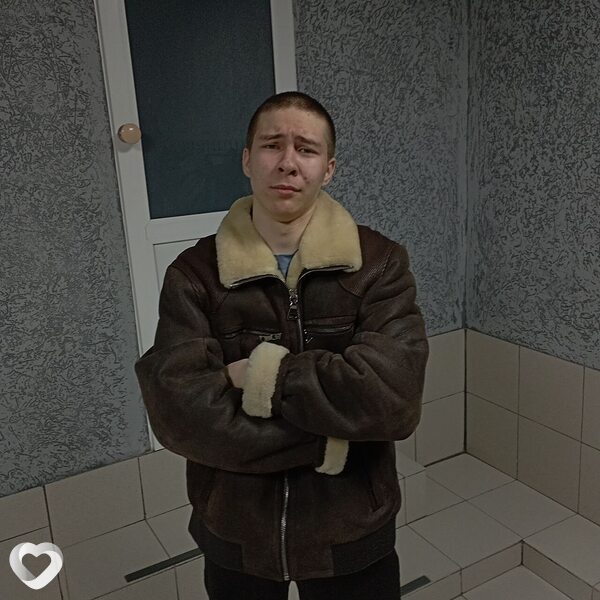 Максим, 19, Самаре — анкета №2912744