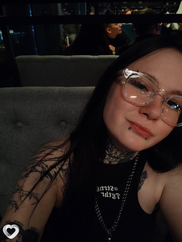 Яна, 23, Усть-Каменогорск — анкета №2912686
