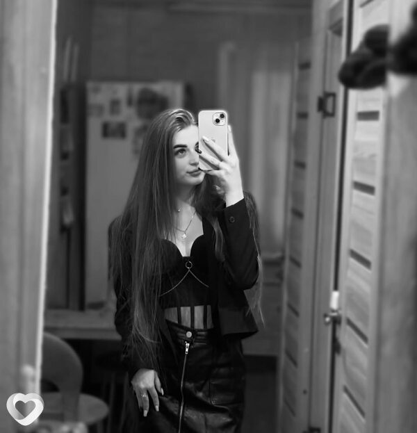 Анна, 21, Ростове-на-Дону — анкета №2913657