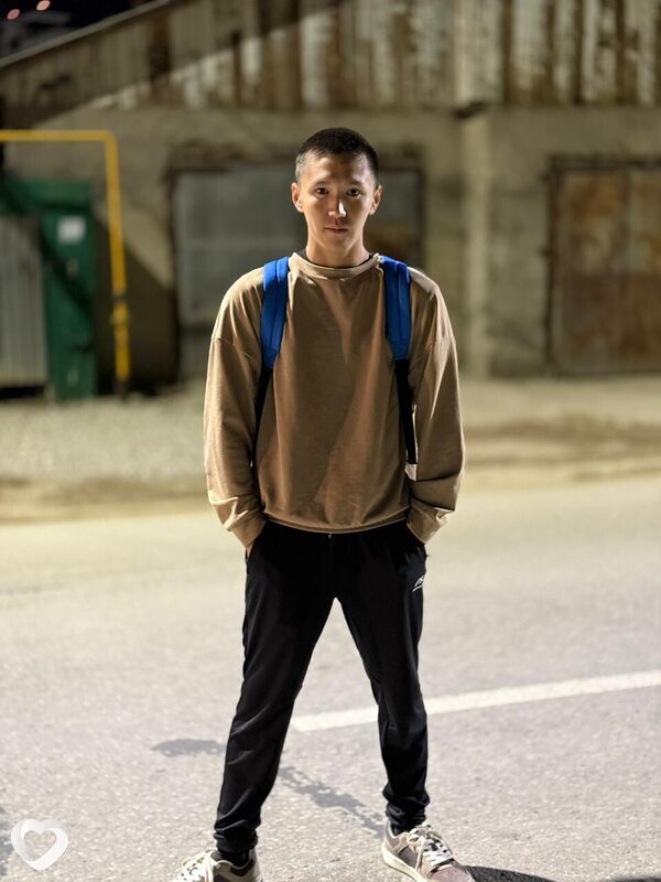 Егор, 19, Якутске — анкета №2913123