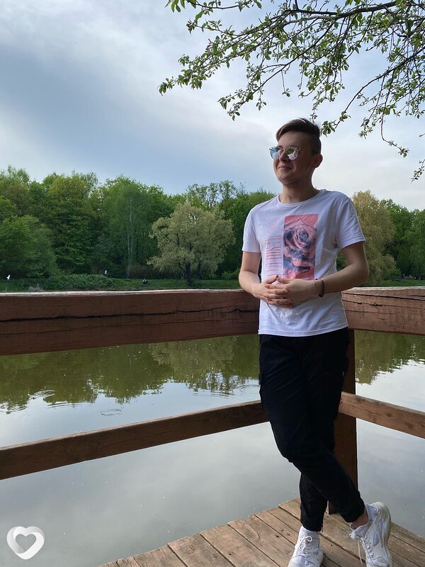 Дмитрий, 23, Керчи — анкета №2913885