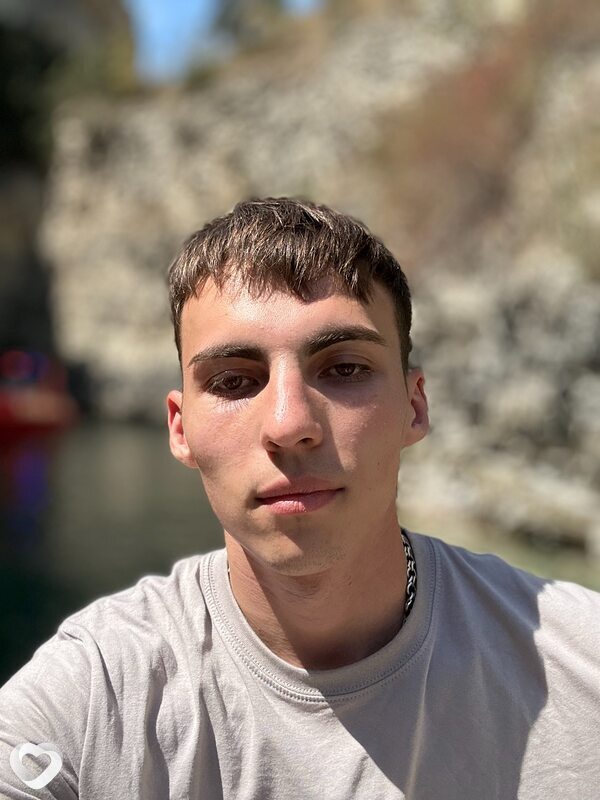 Павел, 23, Астрахани — анкета №2914081