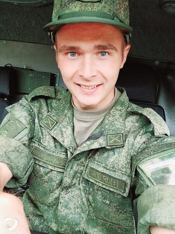 Михаил, 31, Луганске — анкета №2914141