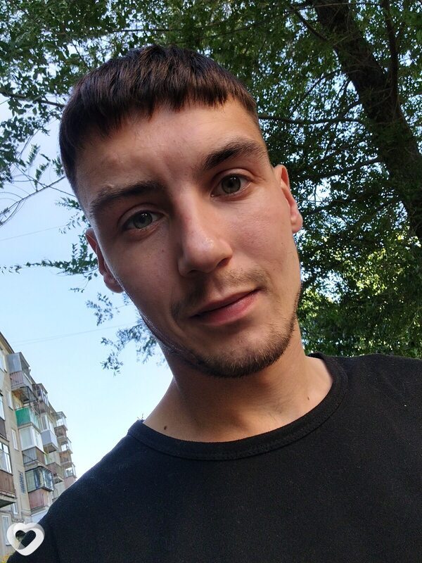 Антон, 24, Калининграде — анкета №2914105