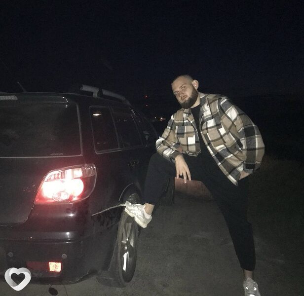 Олег, 27, Гомеле — анкета №2914196