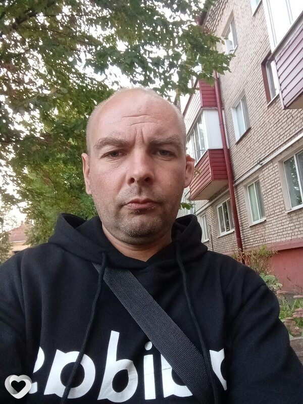 Антон, 41, Бобруйске — анкета №2914403
