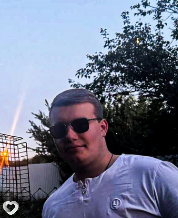 Константин, 19, Белгороде — анкета №2914221