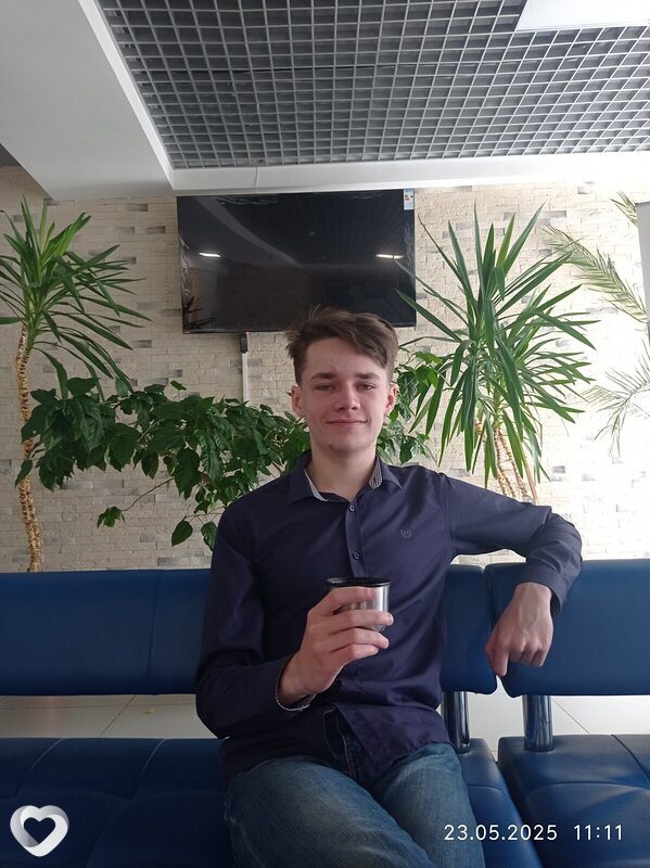 Дмитрий, 19, Белгороде — анкета №2914681