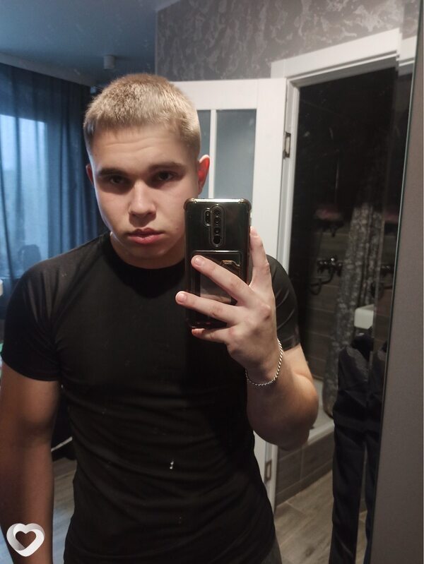 Андрей, 20, Москве — анкета №2914782
