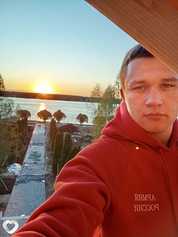 Виктор, 22, Костроме — анкета №2914894