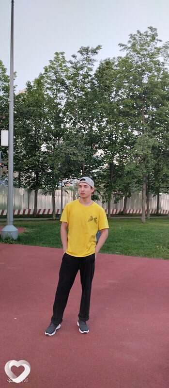Амир, 22, Москве — анкета №2915034