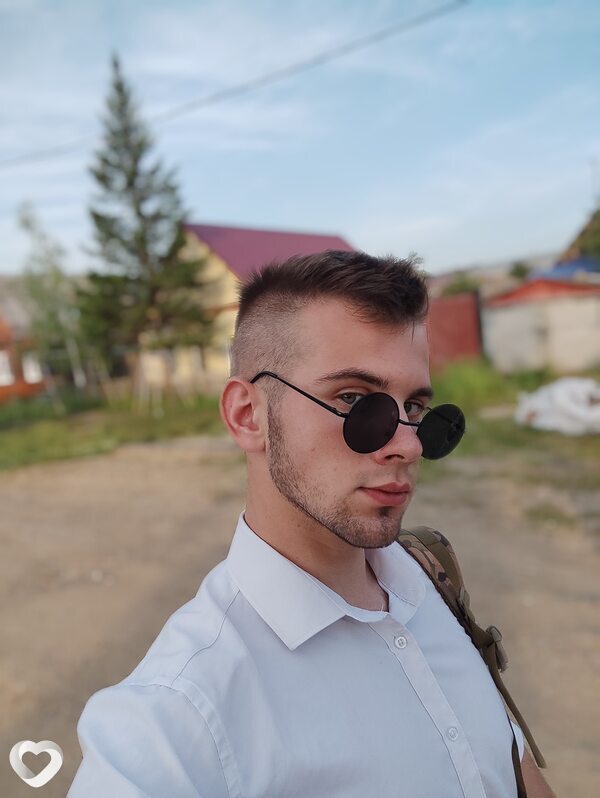 Леонид, 20, Канске — анкета №2915084