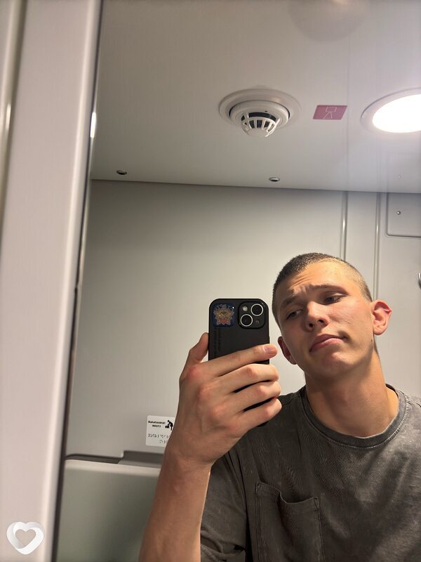Данил, 21, Ярославле — анкета №2915308