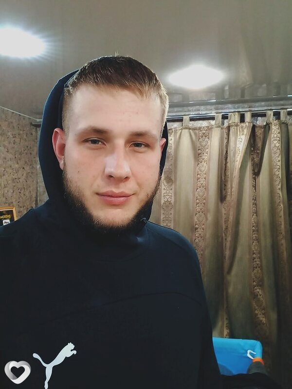 Павел, 30, Братске — анкета №2915442