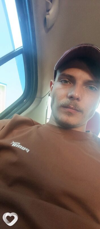 Валерий, 25, Коврове — анкета №2915344