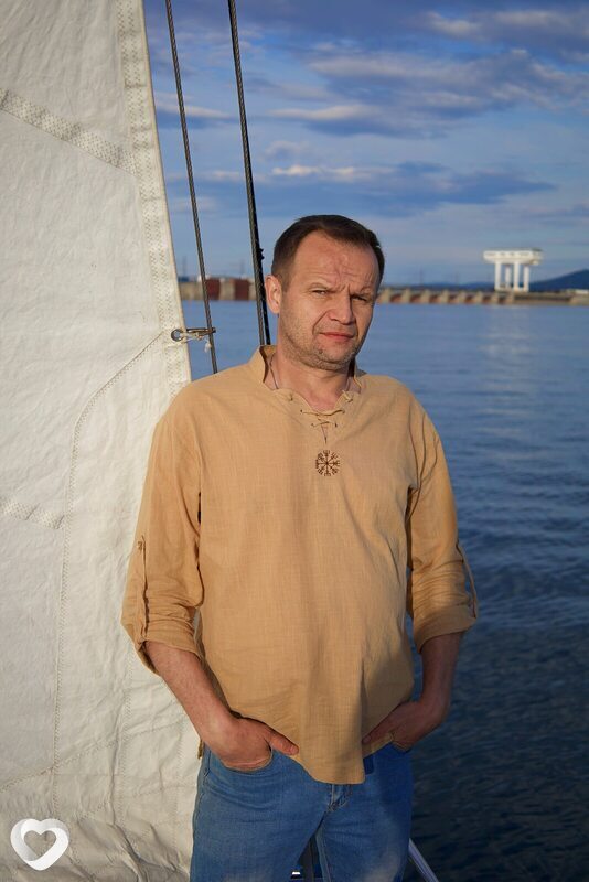 Олег, 40, Братске — анкета №2916292
