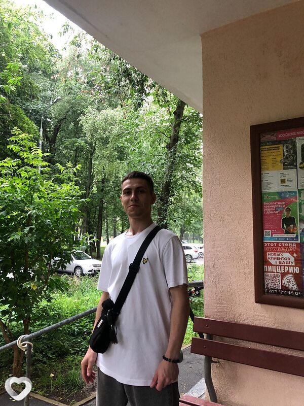Иван, 26, Москве — анкета №2916714