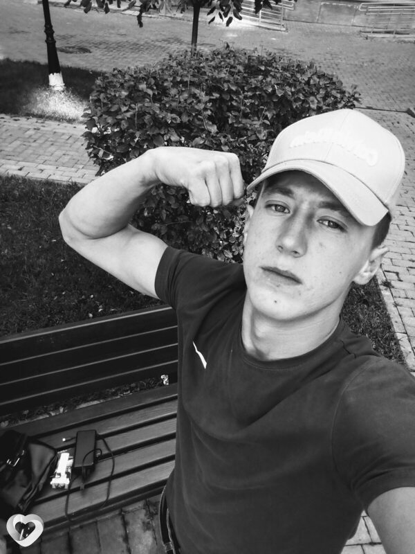 Алексей, 22, Красноярске — анкета №2917668