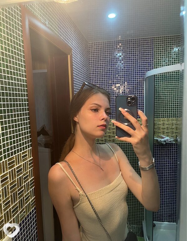 Ульяна, 20, Петрозаводске — анкета №2918036