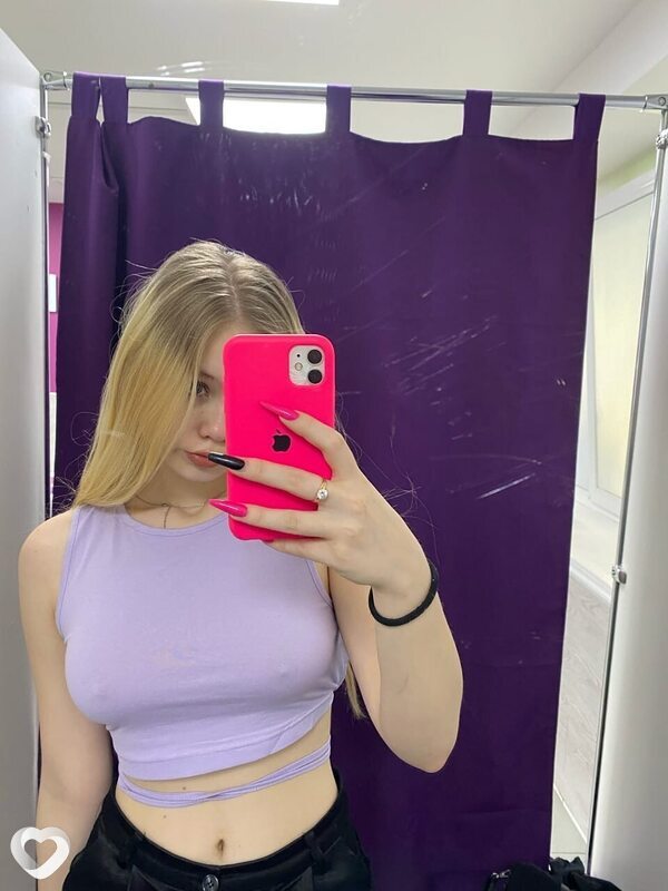 Анна, 21, Новосибирске — анкета №2918159