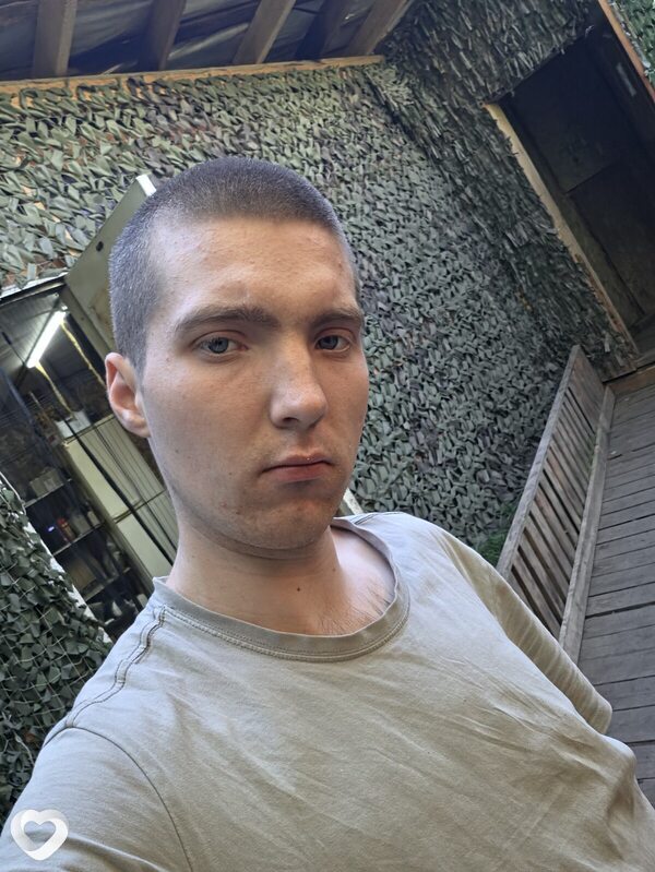 Артём, 23, Ярославле — анкета №2918516