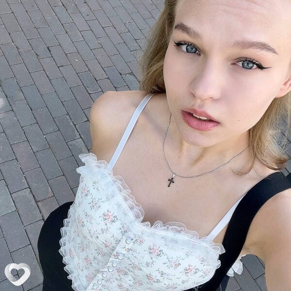 Лиза, 20, Москве — анкета №2919007