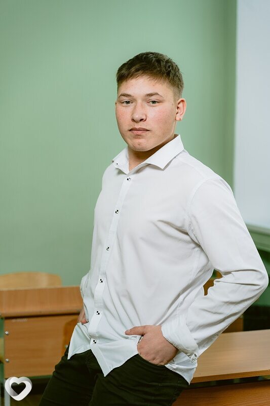 Максим, 20, Перми — анкета №2920172