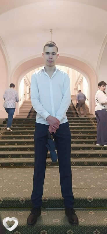 Павел, 19, Москве — анкета №2920238