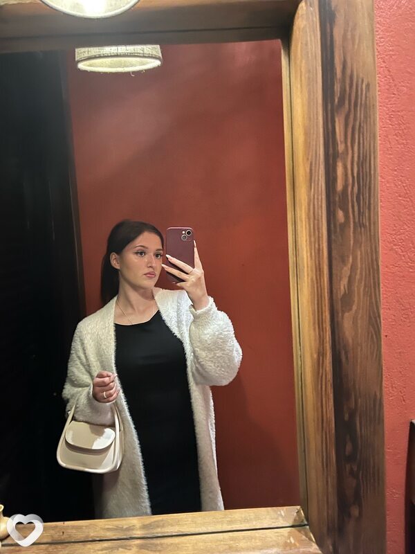 Алина, 18, Новосибирске — анкета №2920825